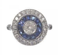 18 CT WHITE GOLD ART DECO STYLE SAPPHIRE & DIAMOND CLUSTER RING at Ross's Online Art Auctions