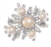 1950's DIAMANTE AND PEARL BROOCH/PENDANT at Ross's Online Art Auctions