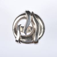 SILVER DRESS RING at Ross's Online Art Auctions
