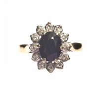 9CT GOLD, SAPPHIRE & DIAMOND CLUSTER RING at Ross's Online Art Auctions