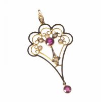 9CT GOLD, RUBY & SEED PEARL HOLBEIN PENDANT at Ross's Online Art Auctions