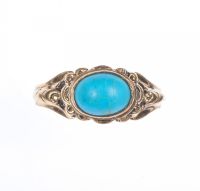 9 CARAT GOLD TURQUOISE RING at Ross's Online Art Auctions