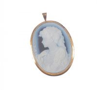9 CARAT GOLD OVAL CARVED STONE CAMEO at Ross's Online Art Auctions