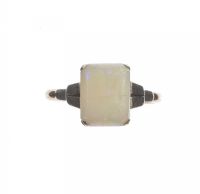 9 CT GOLD WHITE OPAL RING at Ross's Online Art Auctions