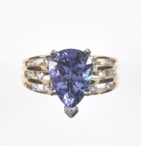 14 CT WHITE GOLD TANZANITE & DIAMOND RING at Ross's Online Art Auctions