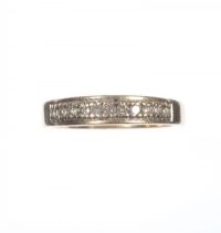 9 CT GOLD DIAMOND BAND at Ross's Online Art Auctions