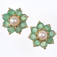 9 CT GOLD EMERALD & SEED PEARL FLOWER EARRINGS at Ross's Online Art Auctions