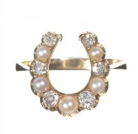 GOLD HORSESHOE RING IN A SEED PEARL & DIAMOND SETTING at Ross's Online Art Auctions