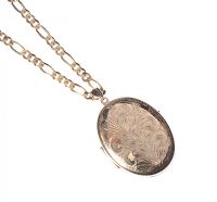 9 CT GOLD ENGRAVED LOCKET ON A 9 CT GOLD FIGARO CHAIN at Ross's Online Art Auctions