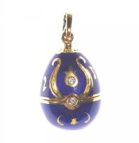 18 CT GOLD, ENAMEL AND DIAMOND FABERG EGG PENDANT: LIMITED EDITION at Ross's Online Art Auctions