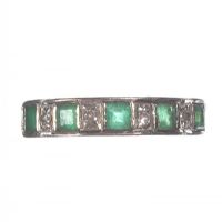 18 CT EMERALD AND DIAMOND RING at Ross's Online Art Auctions