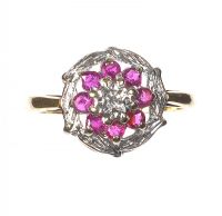 18 CT GOLD, RUBY AND DIAMOND RING at Ross's Online Art Auctions