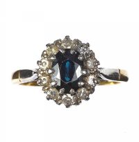18 CT GOLD, PLATINUM, SAPPHIRE AND DIAMOND CLUSTER RING at Ross's Online Art Auctions