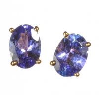 9CT GOLD AND TANZANITE STUD EARRINGS at Ross's Online Art Auctions
