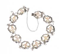 SILVER AND PEARL BRACELET BY HITAMURA CULTURED PEARLS, JAPAN at Ross's Online Art Auctions