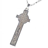 SHETLAND JEWELLERY SILVER CELTIC CROSS PENDANT AND CHAIN at Ross's Online Art Auctions