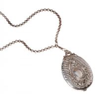 SILVER ENGRAVED PENDANT AND CHAIN at Ross's Online Art Auctions