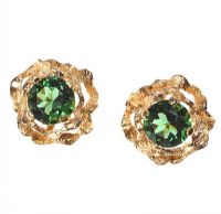 9CT GOLD AND GREEN CRYSTAL STUD EARRINGS at Ross's Online Art Auctions