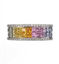 9CT WHITE GOLD FANCY SAPPHIRE AND DIAMOND RING at Ross's Online Art Auctions