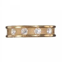 9CT GOLD RING WITH FOUR CHANNEL SET DIAMONDS at Ross's Online Art Auctions