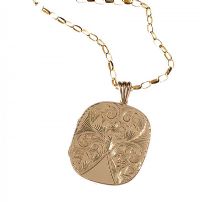 ENGRAVED 9CT GOLD LOCKET ON A 9CT GOLD OPEN LINK CHAIN at Ross's Online Art Auctions