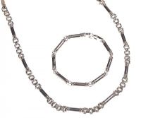 9CT WHITE GOLD OPEN LINK AND BARREL LINK NECKLACE AND MATCHING BRACELET at Ross's Online Art Auctions