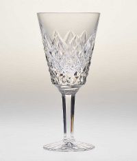 SET OF SIX TYRONE CRYSTAL WINE GLASSES WITH STAR BASE at Ross's Online Art Auctions