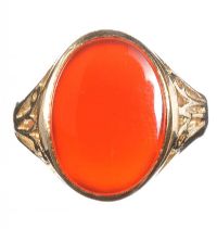 9CT GOLD SIGNET RING SET WITH CARNELIAN at Ross's Online Art Auctions