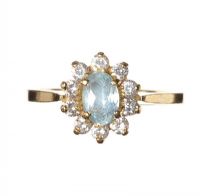 18CT GOLD AND CRYSTAL CLUSTER RING at Ross's Online Art Auctions