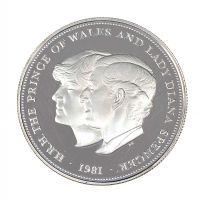 ROYAL MINT STERLING SILVER COMMEMORATION COIN WITH DISPLAY CASE at Ross's Online Art Auctions