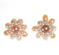 9CT GOLD AND FRESHWATER PEARL CLUSTER EARRINGS at Ross's Online Art Auctions