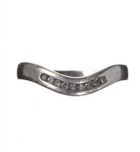 PLATINUM AND DIAMOND WISHBONE RING at Ross's Online Art Auctions