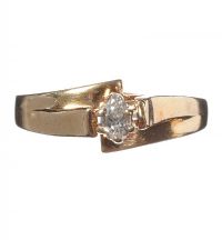 10CT GOLD AND DIAMOND SOLITAIRE RING at Ross's Online Art Auctions