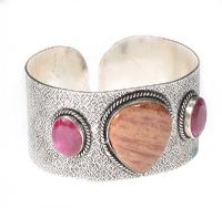 LARGE SILVER CUFF SET WITH RED JASPER AND AGATE at Ross's Online Art Auctions