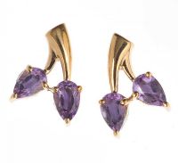9CT GOLD AND AMETHYST DROP EARRINGS at Ross's Online Art Auctions
