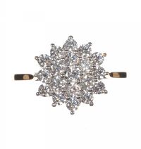 9CT GOLD AND CUBIC ZIRCONIA CLUSTER RING at Ross's Online Art Auctions