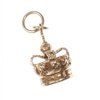 9CT GOLD CROWN CHARM/PENDANT at Ross's Online Art Auctions