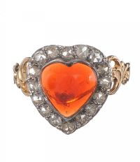 VICTORIAN 15CT GOLD HEART-SHAPED RING SET WITH GARNET AND DIAMONDS at Ross's Online Art Auctions