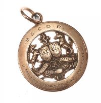 9CT GOLD BELFAST AND COUNTY DOWN RAILWAY COMPANY FOB ENGRAVED B & CDR J. MILLER ANDREWS ESQ, DIRECTOR at Ross's Online Art Auctions