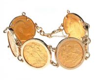 9CT GOLD BRACELET SET WITH SIX FULL SOVEREIGN COINS at Ross's Online Art Auctions