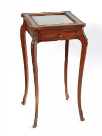 19TH CENTURY SPECIMEN TABLE at Ross's Online Art Auctions