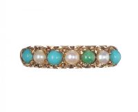 9CT GOLD TURQUOISE AND SEED PEARL RING at Ross's Online Art Auctions