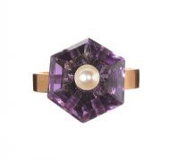 18CT ROSE GOLD AMETHYST, CULTURED PEARL AND DIAMOND RING at Ross's Online Art Auctions