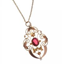 9CT ANTIQUE GOLD PENDANT AND CHAIN at Ross's Online Art Auctions