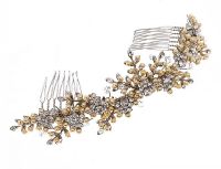 SILVER-TONE FLORAL AND FAUX PEARL HEADPIECE at Ross's Online Art Auctions
