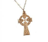 9CT GOLD CELTIC CROSS AND CHAIN at Ross's Online Art Auctions