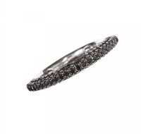 18CT WHITE GOLD AND BLACK DIAMOND RING at Ross's Online Art Auctions