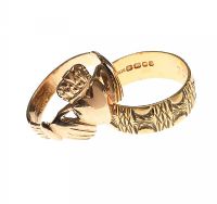 ONE 18CT AND 9CT GOLD DRESS RINGS at Ross's Online Art Auctions