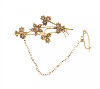 GOLD AND PEARL BROOCH at Ross's Online Art Auctions