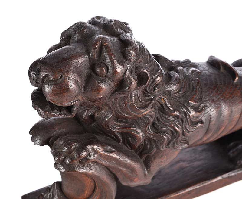 VICTORIAN CARVED OAK LION at Ross's Online Art Auctions